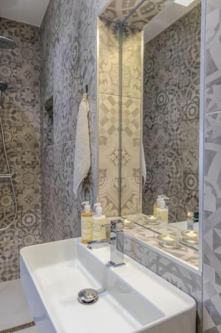 Summer Breeze Apartment, In The Historic Centre Of Lagos Exterior foto